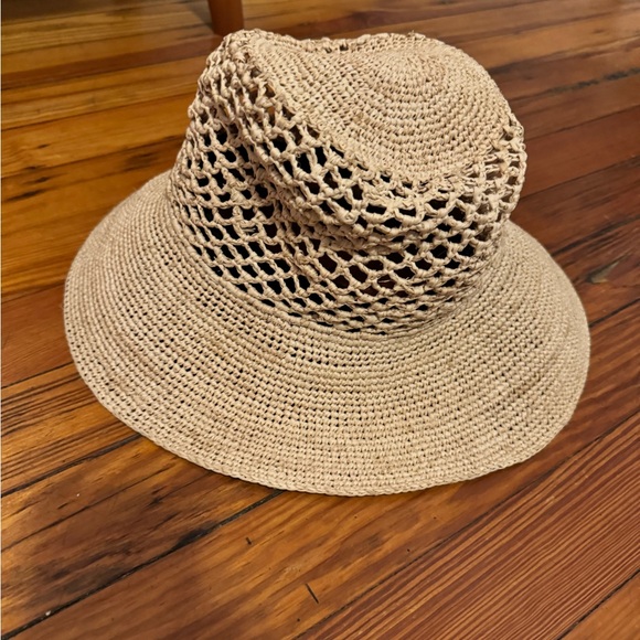 Janesse Leone Straw Hat - Picture 6 of 7